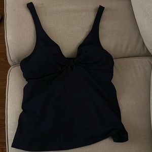 Robin Piccone navy tankini top.